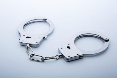 逮捕